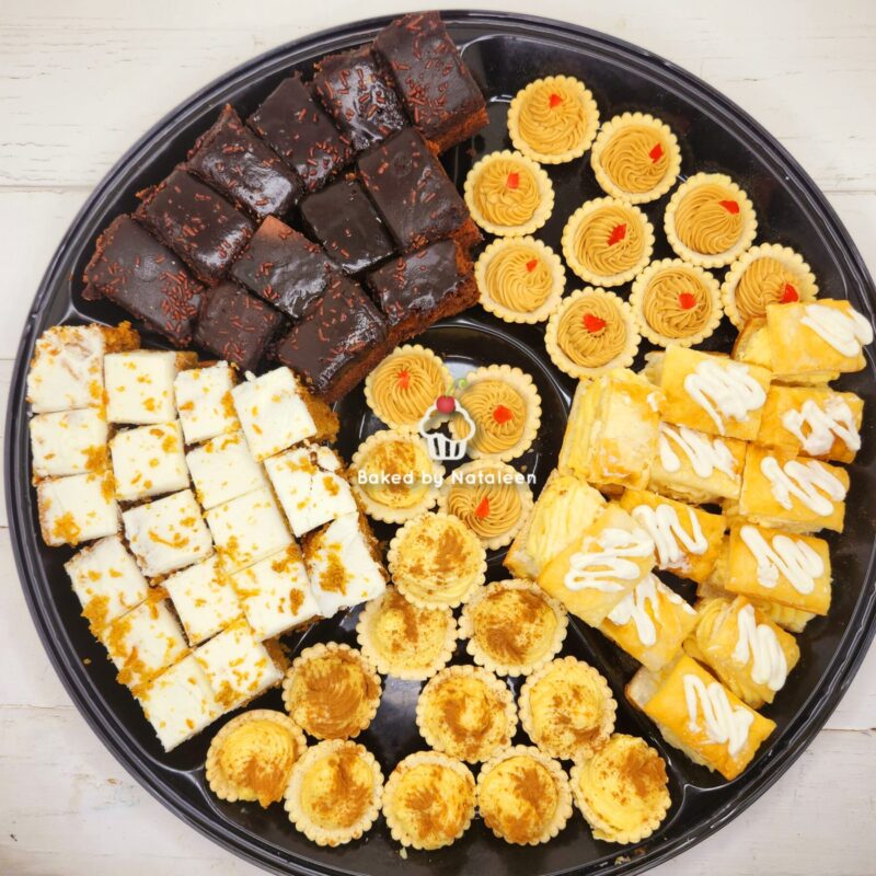 Delicious Sweet party platter - Image 9