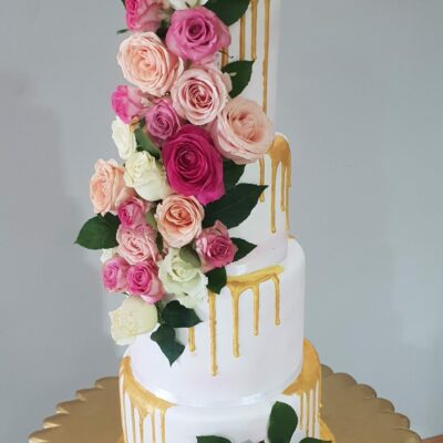 Gold Drip Wedding Cake 4 Tier with Fresh Flowers
