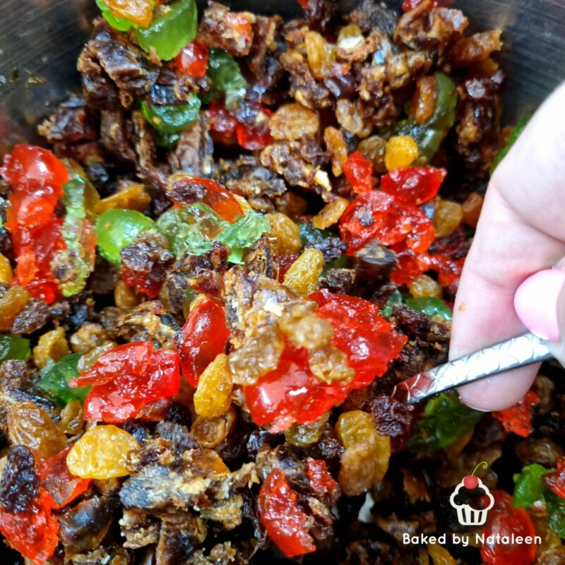 Traditional Christmas Fruit Cake - Image 4