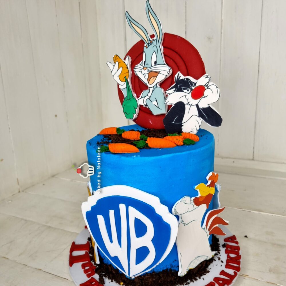 Looney Tunes Birthday Cake - Image 3