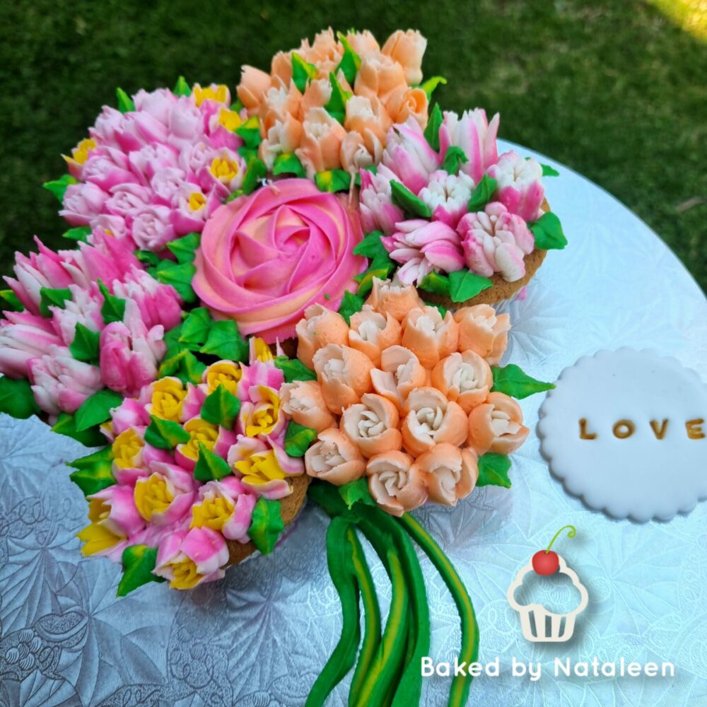 Floral Buttercream Cupcake Bouquet - Image 3