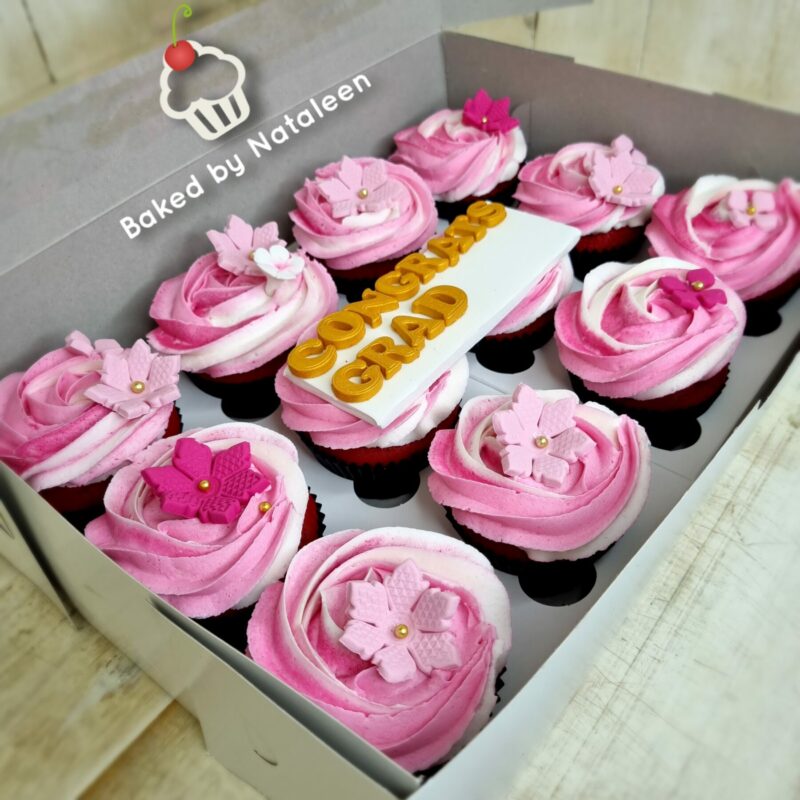Graduation Themed Cupcakes