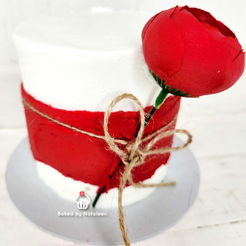 Valentines Elegant Cake - Image 2