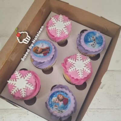 Frozen Castle Themed Cupcakes 2