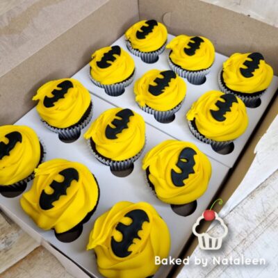 Dynamic Batman Logo Cupcakes