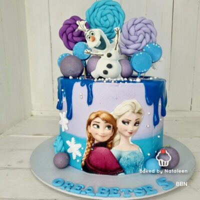 Frozen Winter Wonderland Cake