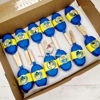 Minion Birthday Party Cakesicles