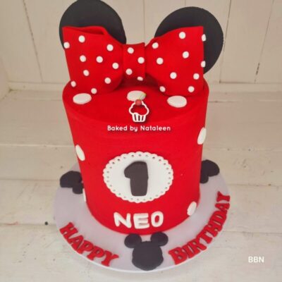 Red Minnie Mouse Cake With Bow