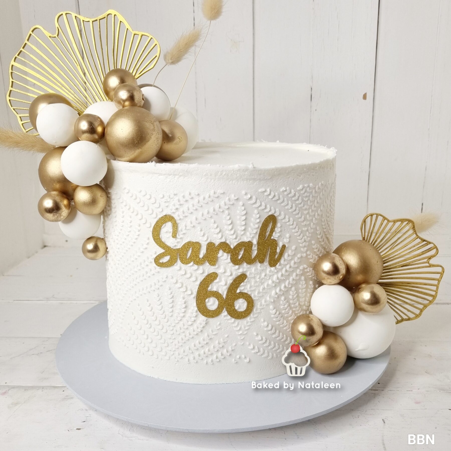 Trending Gold and White Birthday Cake - Image 3