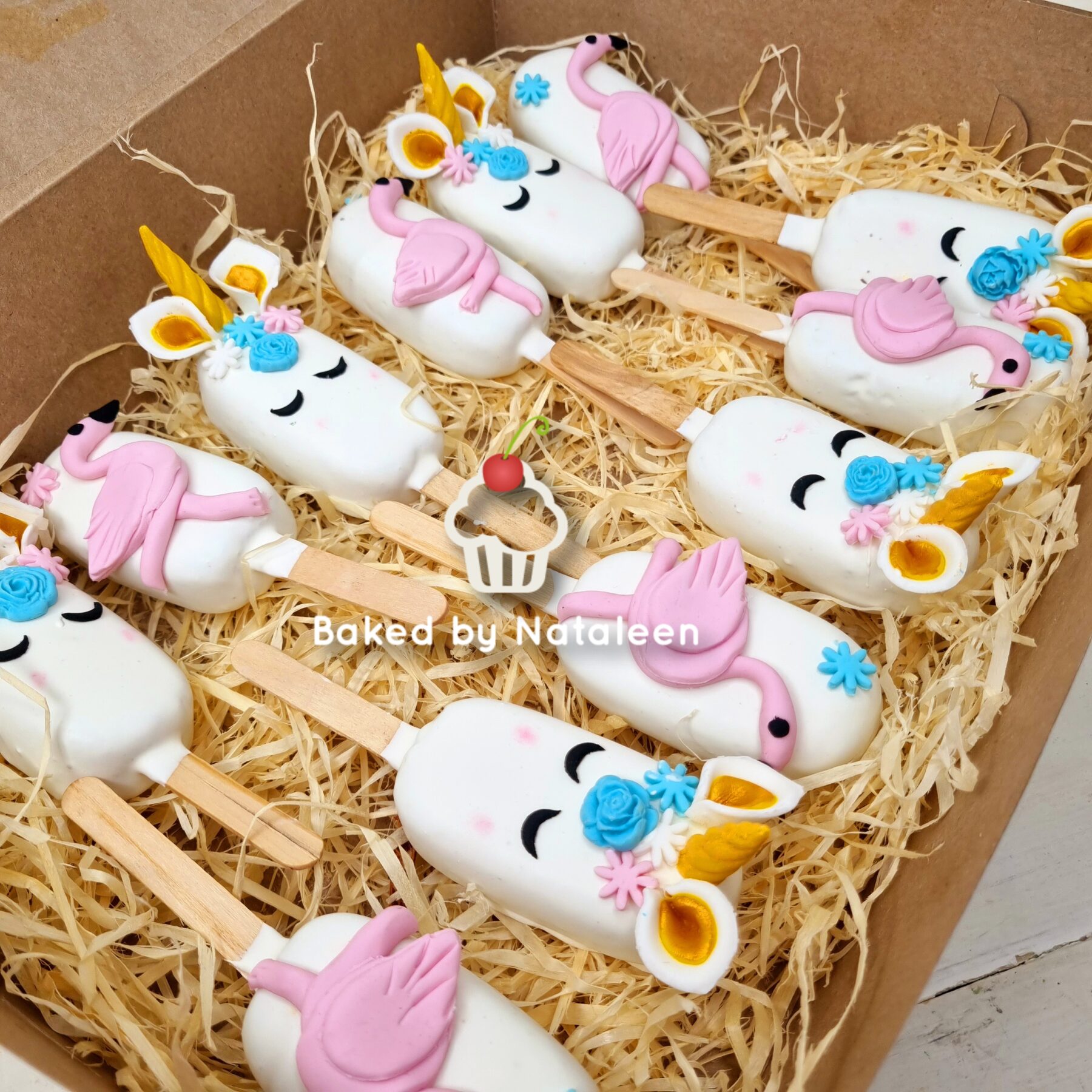 Unicorn and Flamingo Cakesicles - Image 2
