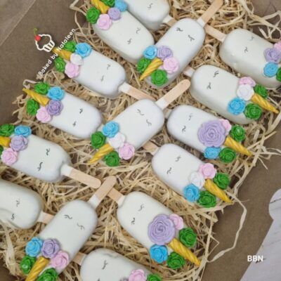 Unicorn Themed Birthday Cakesicles 2