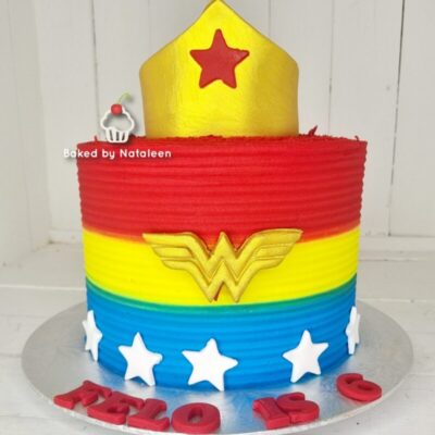 Wonder Woman Power Cake