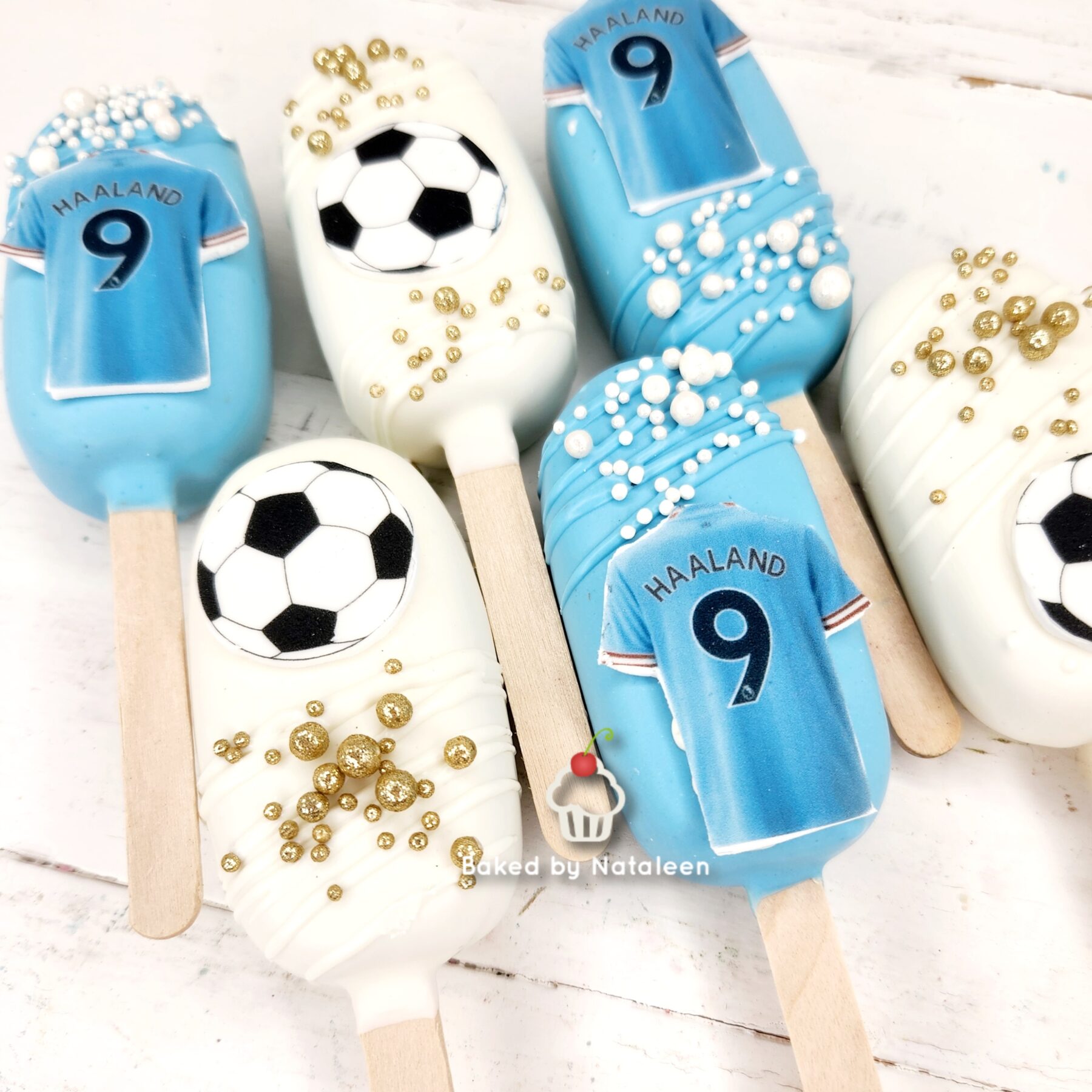 Manchester City Soccer Themed Cakesicles - Image 2