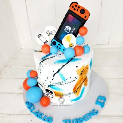 Nintendo Switch gamer birthday cake