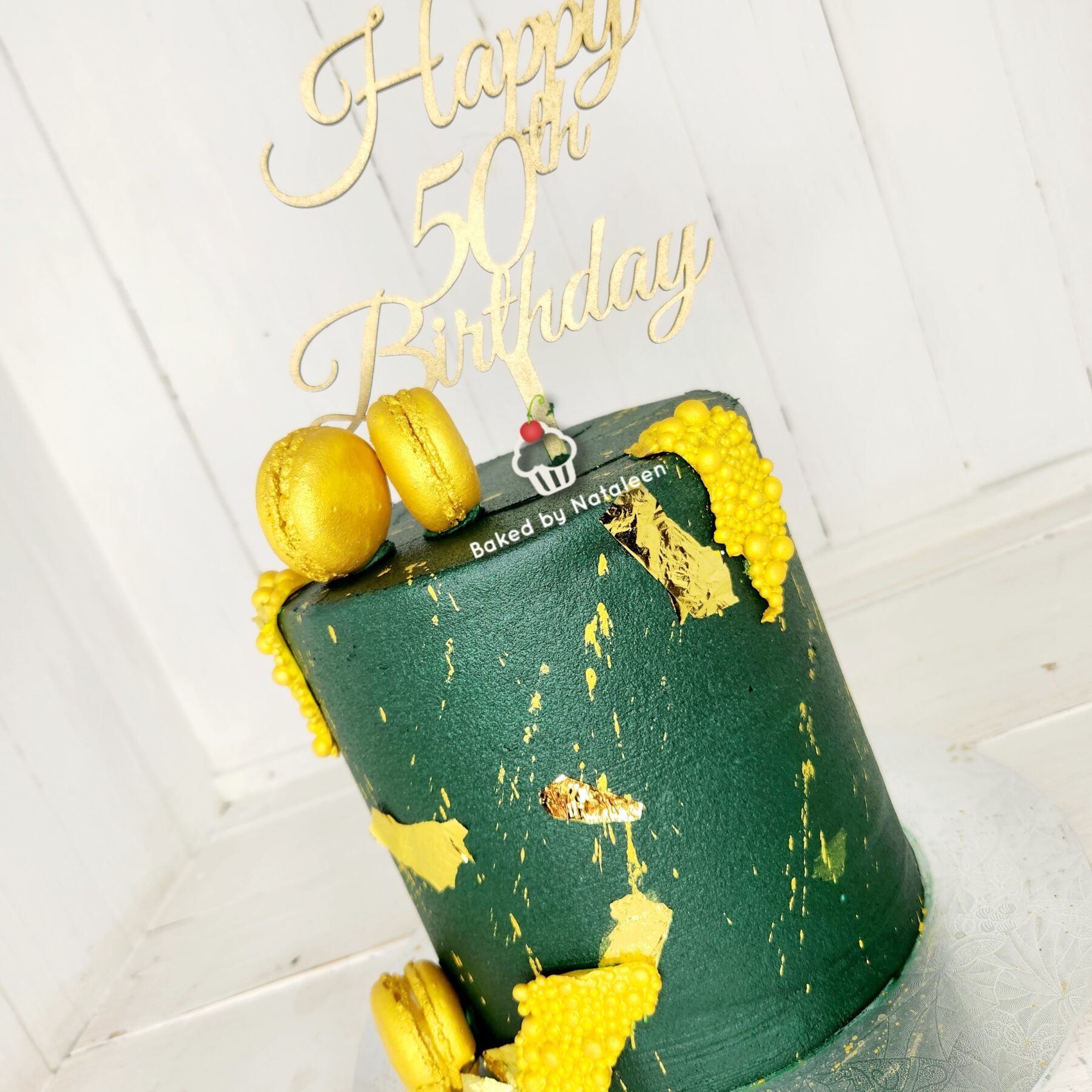 Emerald Green 50th Birthday Cake - Image 3