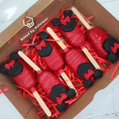 Red Minnie Mouse Themed Cakesicles