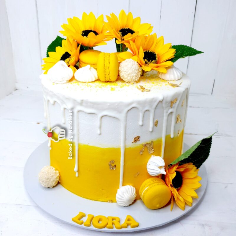 Yellow And White Sunflower Drip Cake