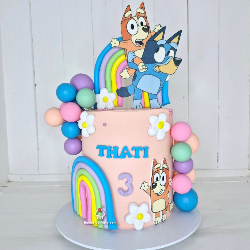 Bluey and Bingo Rainbow Peach Cake - Image 4