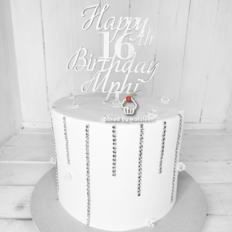 Silver and White Buttercream Cake - Image 2