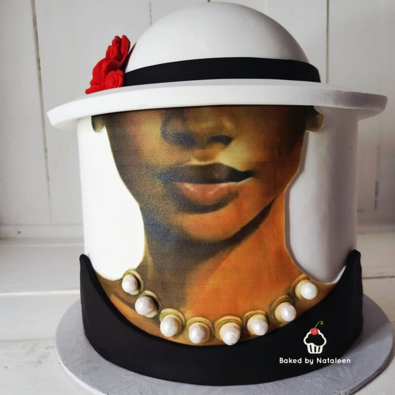 Lady Face and Hat Cake