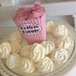 Marilyn Monroe meringues and pink cotton candy